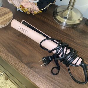 Lange blush pink ceramic 1” flat iron